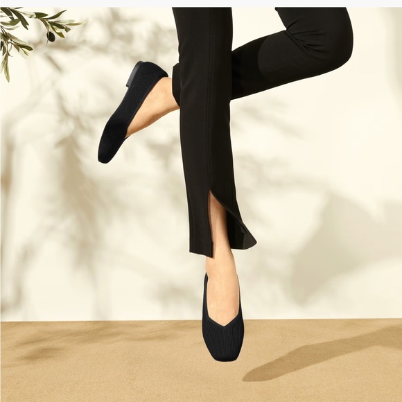 Vivaia Square-Toe V-Cut Flats (Margot 2.0) 6.5 Wide width - Picture 4 of 9